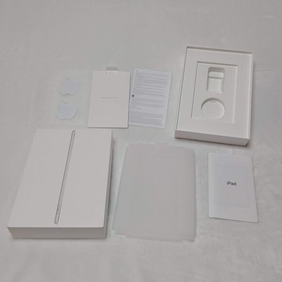 EMPTY Replacement Box for Apple iPad 9th Generation 64GB Wi-Fi Silver No Device - Picture 2 of 8